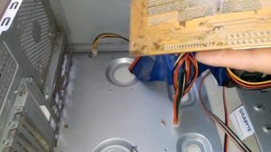 ремонт материнской платы ASUS, замена конденсаторов