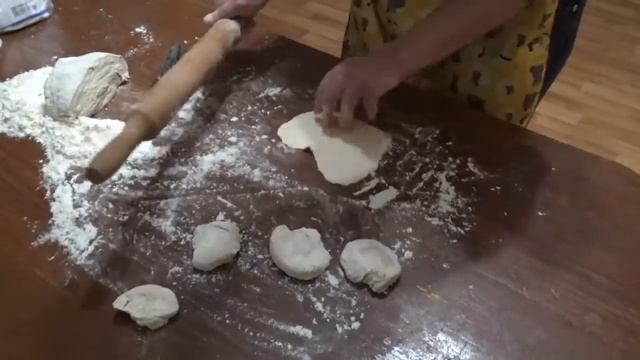 Чебуреки своими руками. смотреть онлайн