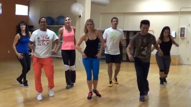 CASTIGALA | Artist Maraca | Salsa/Reggaeton with Royland & Efren смотреть онлайн