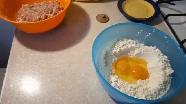 Пельмени по-домашнему на быструю руку смотреть онлайн