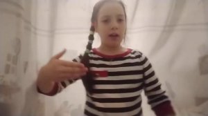 Новое видео на канале Надя тв. Яна танцует под музыку провода да -да -да С мини Яндекс станции!