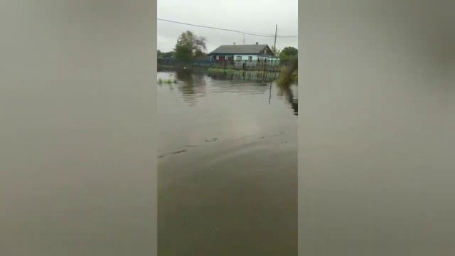 СЕЛЬСКАЯ ЖИЗНЬ/Жуткие кадры наводнения #село #сельская_жизнь #наводнение #высокиегрядки смотреть онлайн