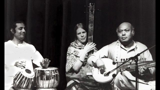 Majestic Bhairavi by Ustad Ali Akbar Khan || Live at Calcutta - 1981