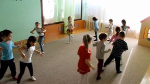 Танцевальные игры в детском саду