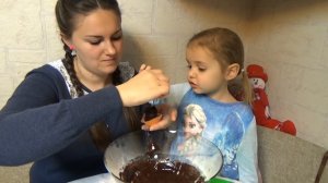 Готовим кексы обезьянки маффины в кекснице раскрашиваем шоколадом make monkey ma