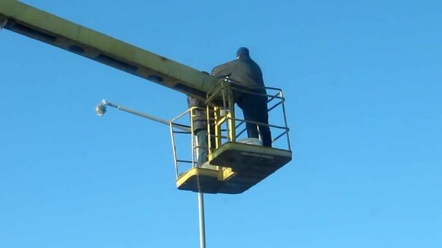 ООО АгроЛед - установка светодиодного светильника смотреть онлайн