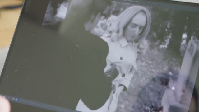 Thomas Middleditch Let an AI Steal His Face to Make a New Movie | WIRED смотреть онлайн