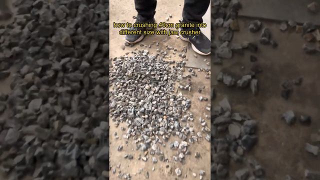 #crushing 40cm #granite into different size with#jawcrusher #rockcrusher #stonecrusher #basalt #roc