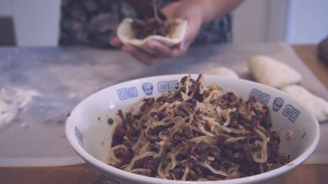 【梅干菜萝卜丝饼】两款做法，简单易学，鲜香可口！