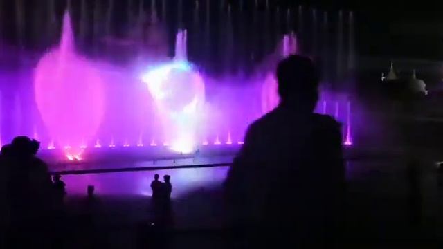 Поющие фонтаны.Винперл.Вьетнам.Нячанг.2019. смотреть онлайн