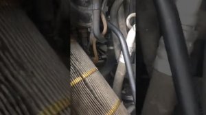 Замена воздушного фильтра на Mercedes A 170 Disel