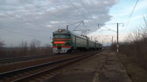 Электропоезд ЭР9П-239