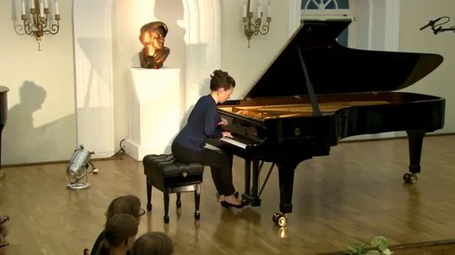 Yulianna Avdeeva - Chopin - Mazurkas Op. 17 No. 1, 2, 3, 4 смотреть онлайн
