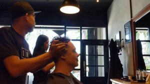 Стрижка волос и массаж на Бали: местная парикмахерская, барбершоп, potong rambut