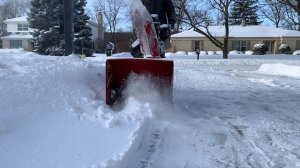 Toro's FIRST Battery Powered 2-Stage Snowblower // Power Max e24