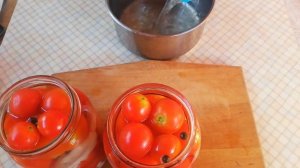 Самые Вкусные Маринованные  Помидоры с Чесноком на Зиму. Консервированные Помидоры на Зиму.