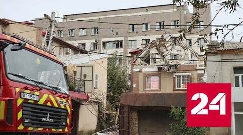 ВСУ обстреляли центр Херсона, пострадала гостиница - Россия 24 