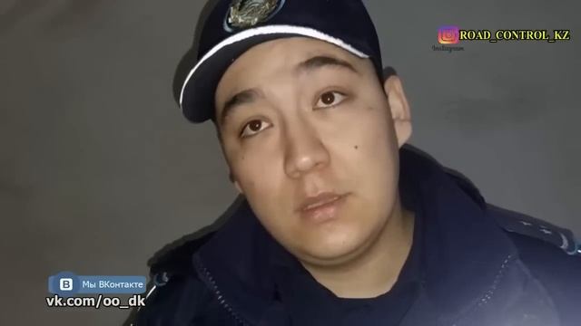 ПРИШЛИ МЕНТЫ СОСТАВИТЬ ПРОТОКОЛ, ПОСТУПИЛ ЗАКАЗ НА АКТИВИСТОВ ДК смотреть онлайн