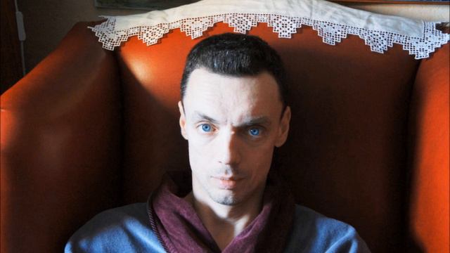 "Дом на берегу", песня ДС — 2001 года, запись домашняя. Фото 2011 года. смотреть онлайн