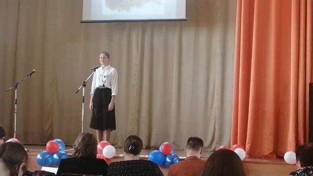 Выступление на конкурсе ,,Живая классика,, читаю монолог Анюты Дружининой ,,Мама"