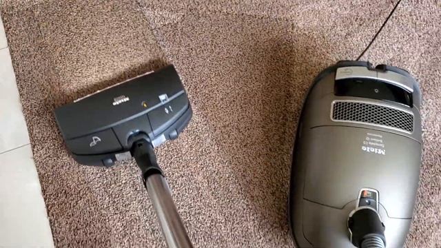 Miele Complete C3 BRILLIANT Demo смотреть онлайн