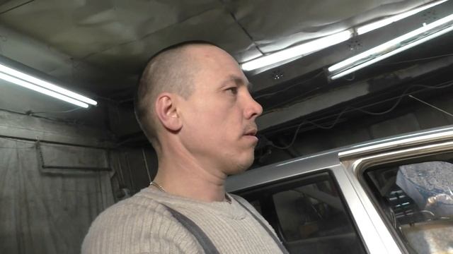 Шеви НИВА замена порогов на профильную трубу 100*100 часть 1.