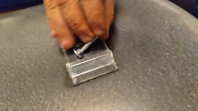 Как установить ножки на стальную металлическую ванну видео ?