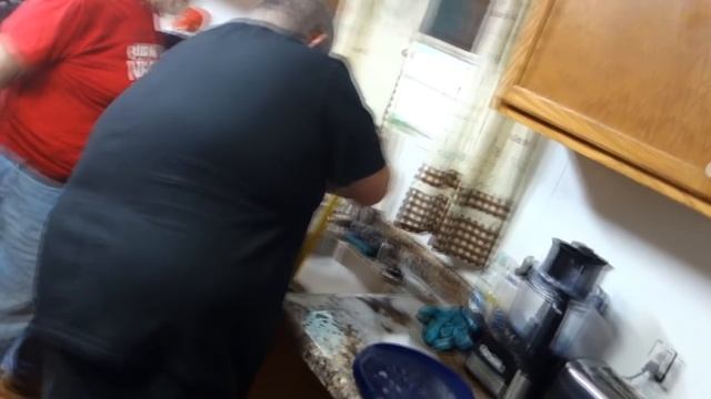 ЗЛОЙ ДЕД И ЗАСОР В РАКОВИНЕ смотреть онлайн