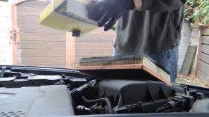 Replacement Air filter Opel Insignia (výměna vzduchového filtru)