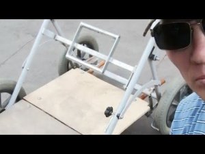 Это самая лучшая и удобная тележка, что я видел в своей жизни. Сегодня сделал из Коляски, Тележку.