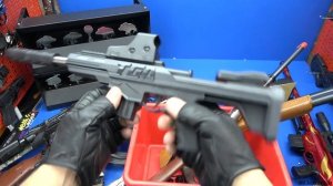 Weapon Toy Gun - Airsoft Gun Box of Toys { Shooting Target }