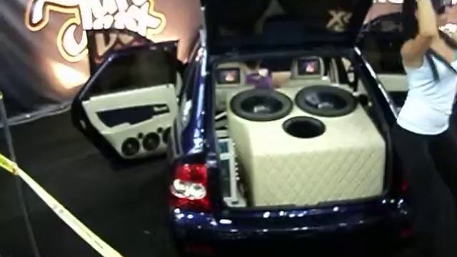 сейшен в питере машина колонки тёлки) смотреть онлайн