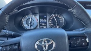 Toyota Hilux 2.7 AT 2022. Разгон 0-100