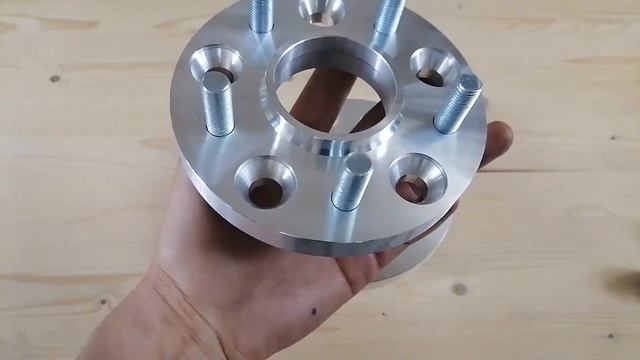 Колесные проставки с 5х112 на 5х114.3 для Volkswagen