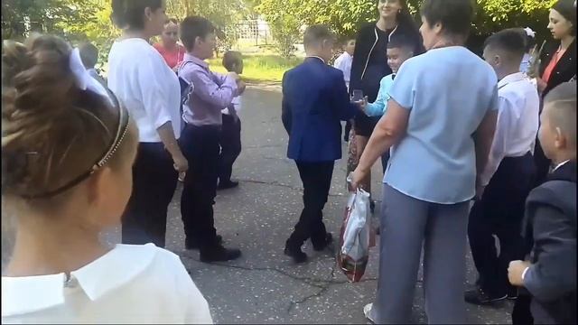 1 сентября 4 -Б класса смотреть онлайн