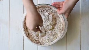 ? Пирог «Хуторянка» из кабачков — видео рецепт. Как испечь шоколадный кабачковый пирог?