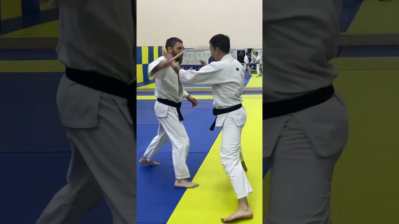 Работа с ножом танто, пробная связка от нескольких атак. смотреть онлайн