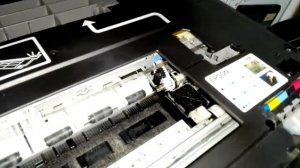 Epson photo tx710w трещит