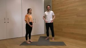 Петр Анохин  Паривритта и Утхитта Триконасана