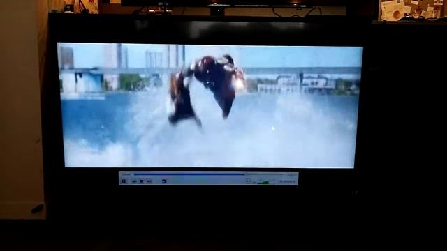 LG 55" Full HD Monitor Demo - Iron Man Clip смотреть онлайн