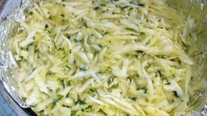 Пирог на кефире с начинкой