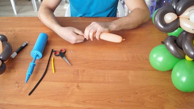 Обезьяна из воздушных шаров своими руками. Monkey of balloons with their hands. смотреть онлайн