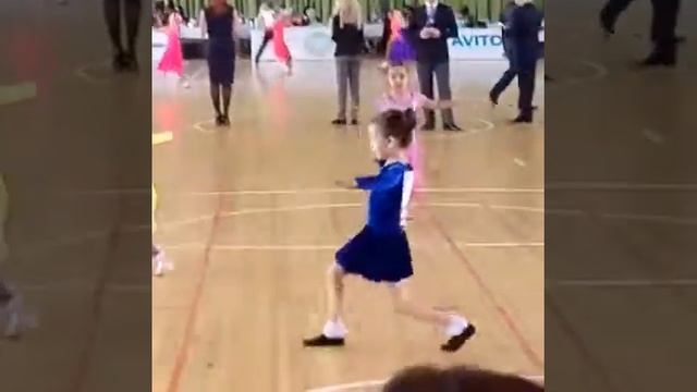 медленный вальс смотреть онлайн