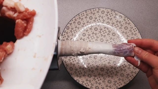 Рецепт ароматной и сочной домашней колбасы ! Готовлю всегда к любому застолью !