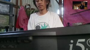 Keyboard korg i5s