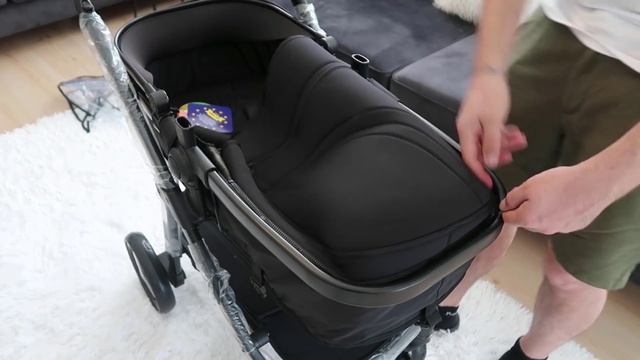 ANNEM VE BABAMDAN SÜRPRİZ HEDİYE?BEBEK ARABASI KUTU AÇILIMI?BABYHOME CHALLENGER TRAVEL SİSTEM смотреть онлайн