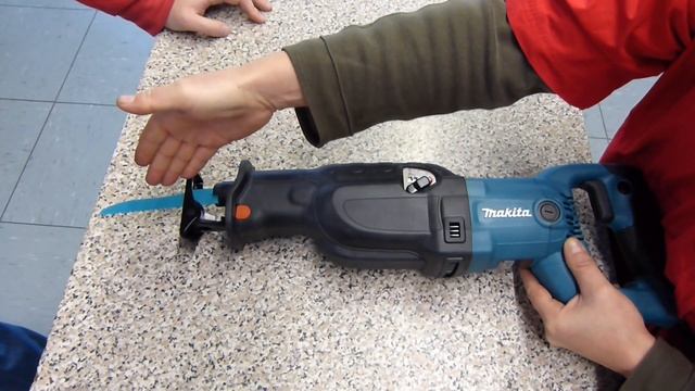 Vorstellung: Makita Säbelsäge JR3060T