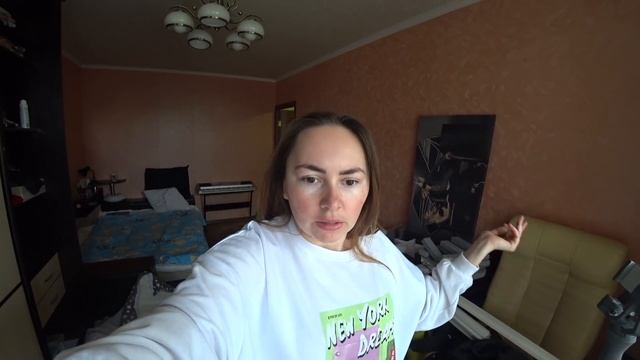 VLOG: ДЕЛАЕМ МОЕМУ ПАРНЮ МАНИКЮР | ОН В ВОСТОРГЕ + ДЕЛАЕМ РЕМОНТ ДОМА | КУПИЛИ МЕБЕЛЬ | РАСПАКОВКА смотреть онлайн