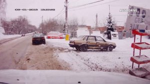 МУЖСКИЕ ПОСТУПКИ ПОСВЯЩАЕТСЯ ИЛИ МУЖСКОЙ ПОСТУПОК