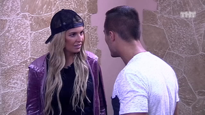 Дом-2: Тон свой опусти!